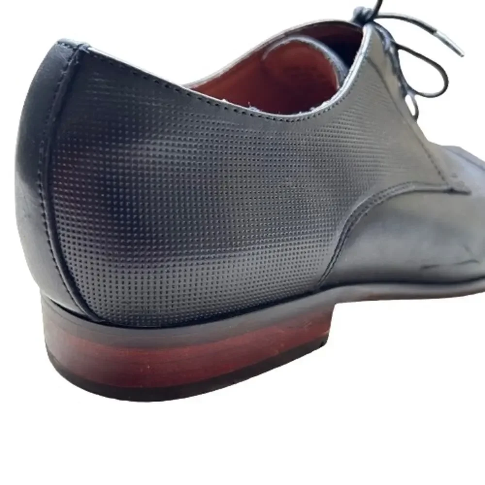 EUC Florsheim Men's Black Cap Toe Oxford. Size 11.5